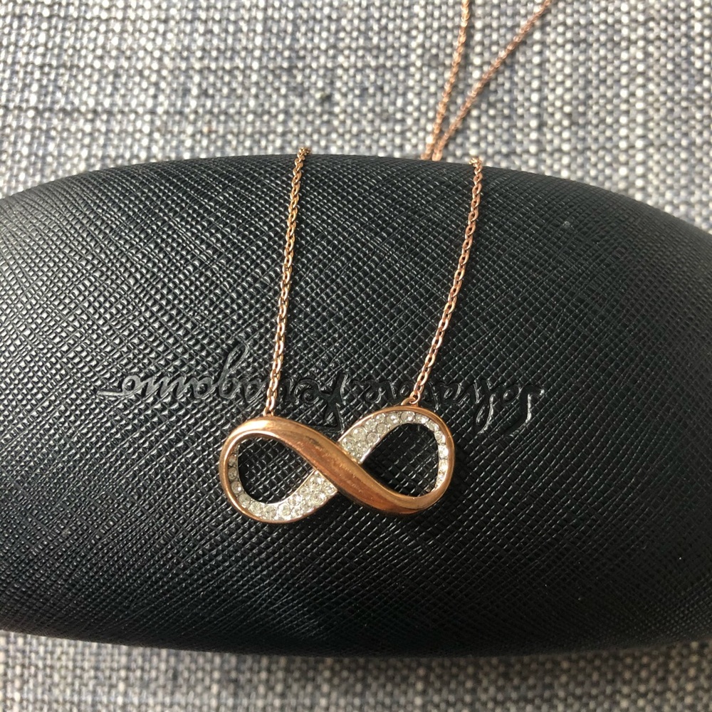 Swarovski neckless gold